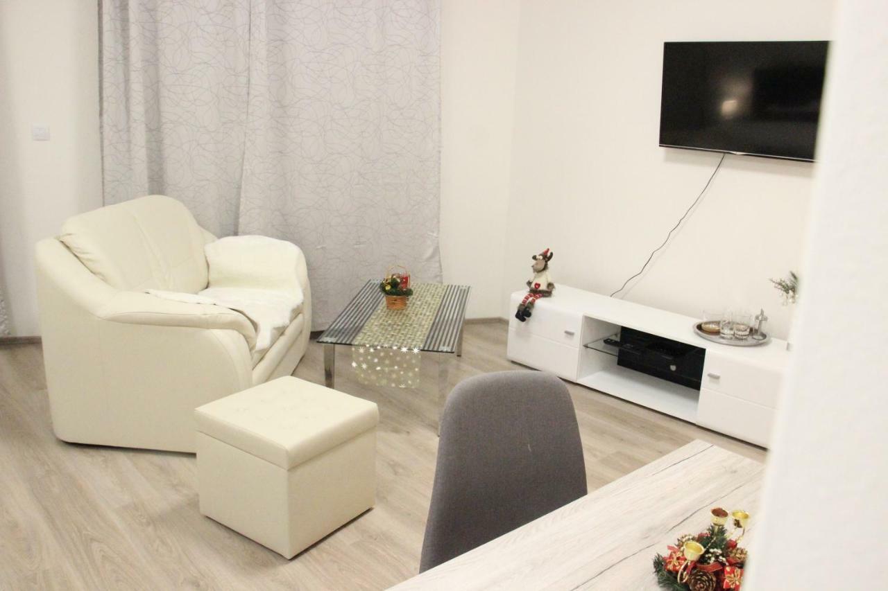 Apartman Praha Lejlighed Eksteriør billede